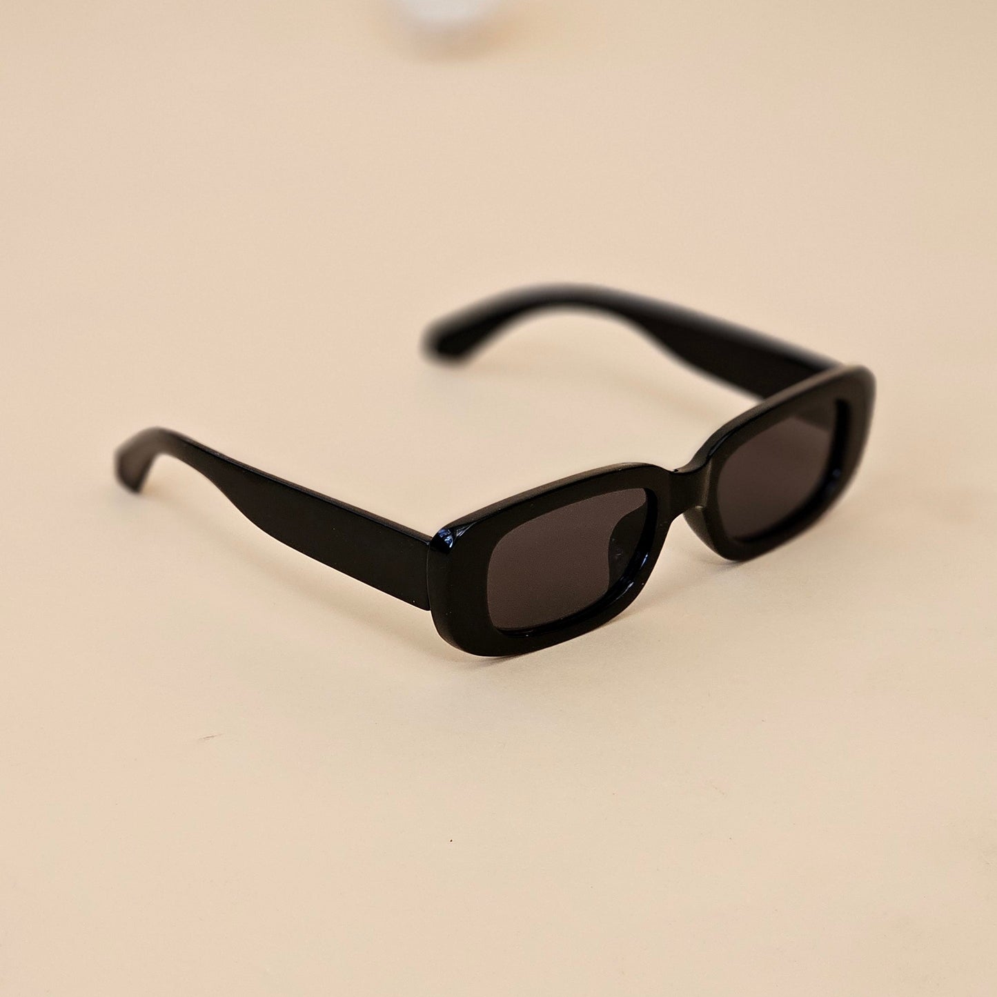 Retro Rectangle Sunglasses