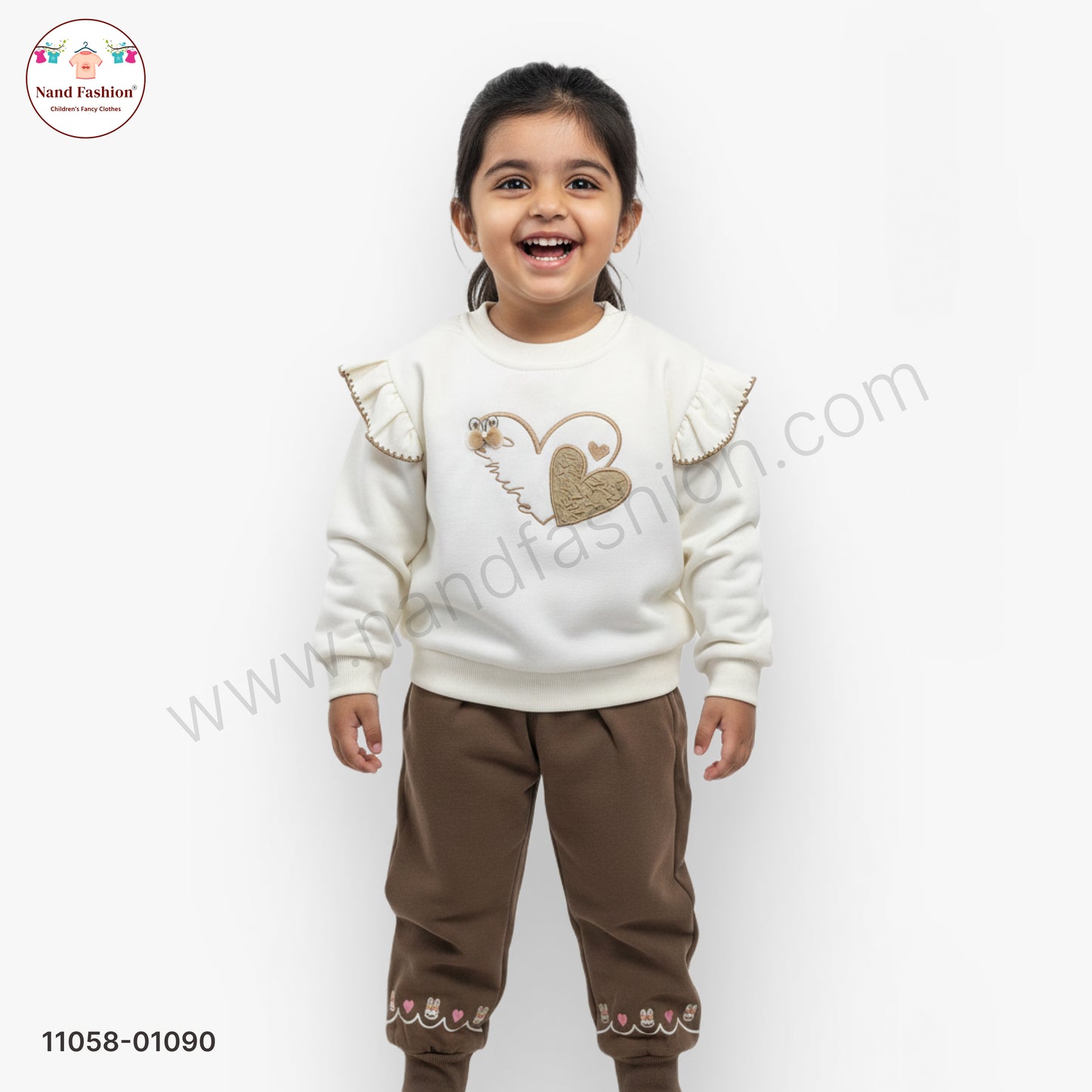 Cute Heart Design Girls Winter Pair