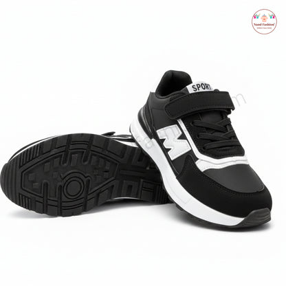 Classic black & white kids sneaker