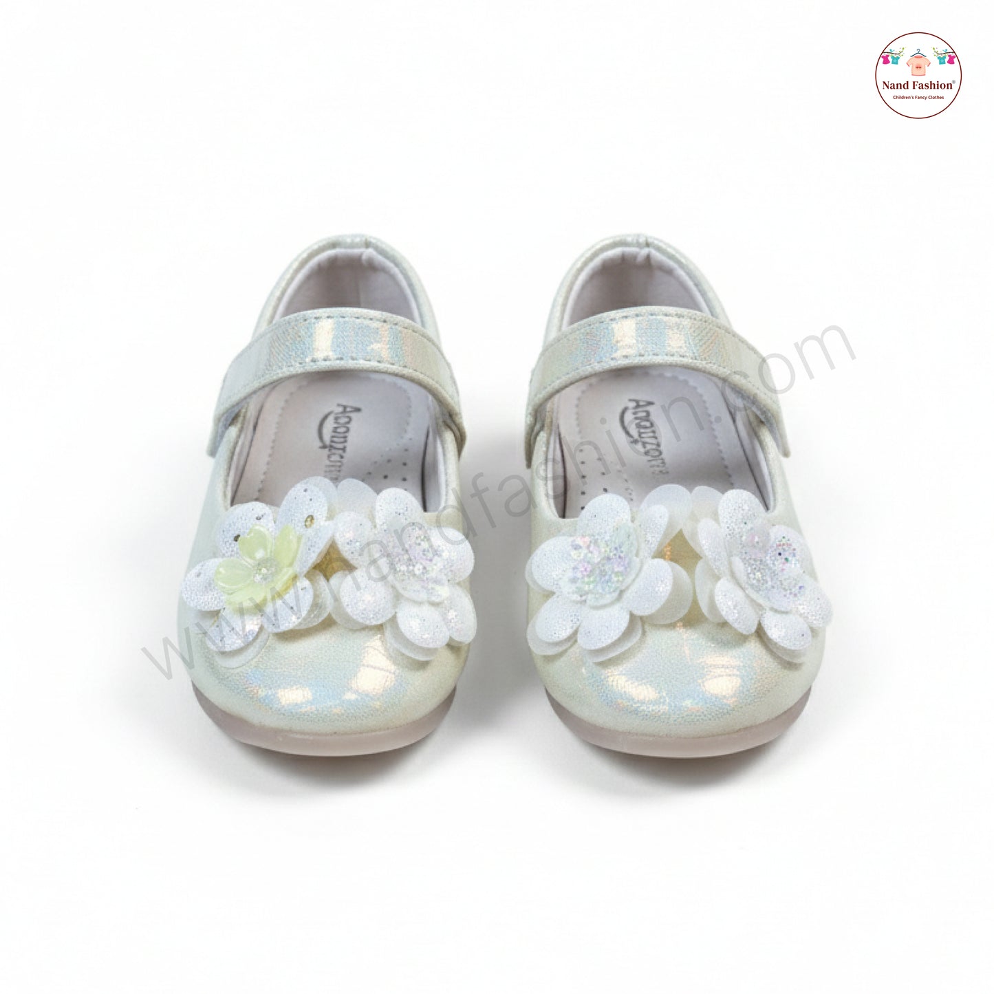 cute white floral baby girl Mojadi