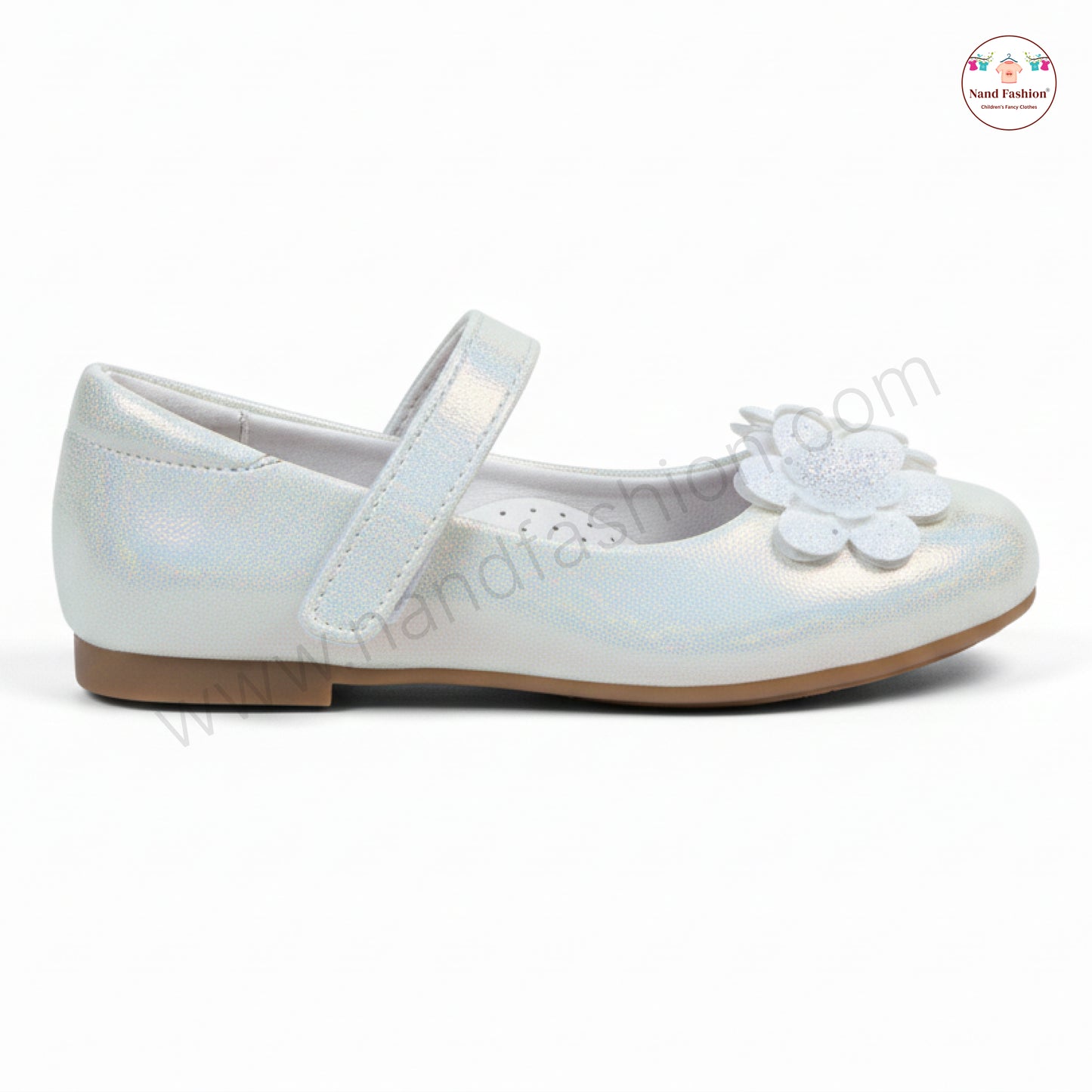 cute white floral baby girl Mojadi