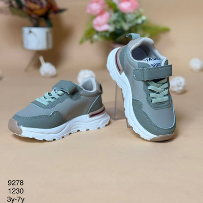 Stylish Everyday Wear Kids Sneakers