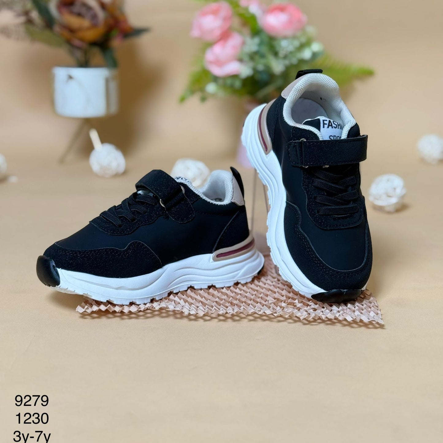 Stylish Everyday Wear Kids Sneakers
